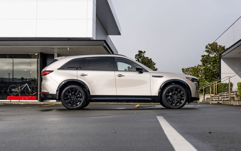 2026 Mazda CX-90 Takami Kuro AWD 3.3 Hybrid image 2