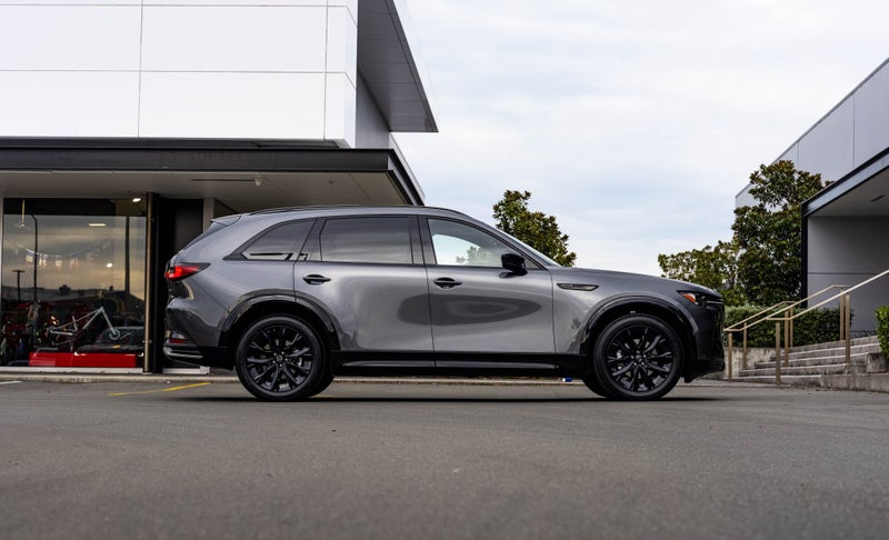 2026 Mazda CX-90 Takami Kuro AWD 3.3 Hybrid image 3