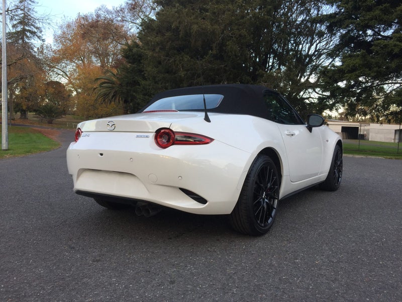 2026 Mazda MX-5 ROADSTER GT 2.0L 6sp MANUAL image 3