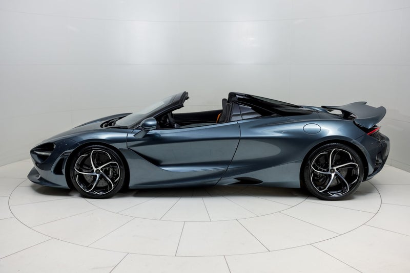 2026 McLaren 750S Spider image 3