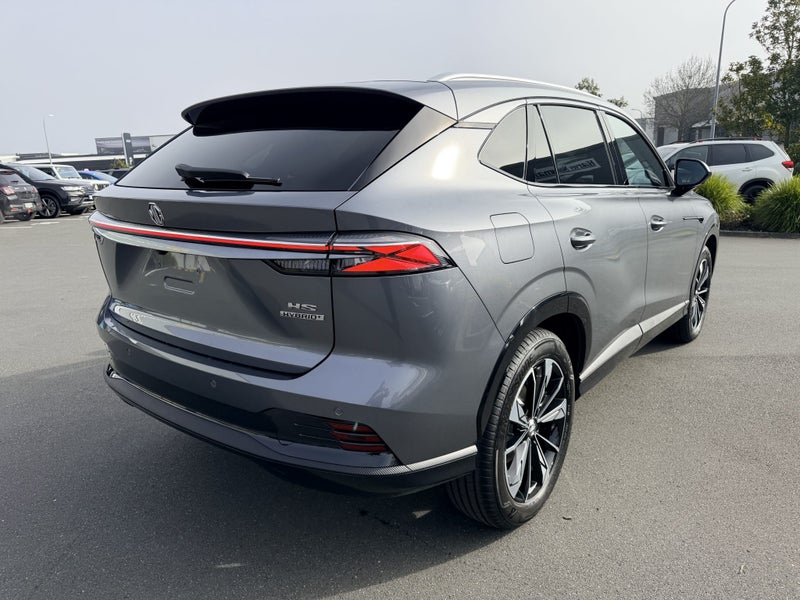 2026 MG HS 1.5T Essence HEV image 3