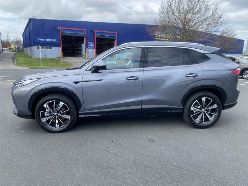 2026 MG HS 1.5T Essence HEV image 4