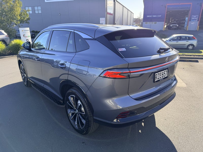 2026 MG HS Essence Super Hybrid image 3