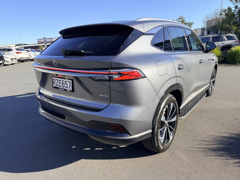 2026 MG HS Essence Super Hybrid image 4