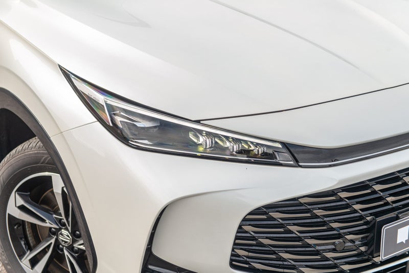 2026 MG HS Excite Super Hybrid PHEV image 3