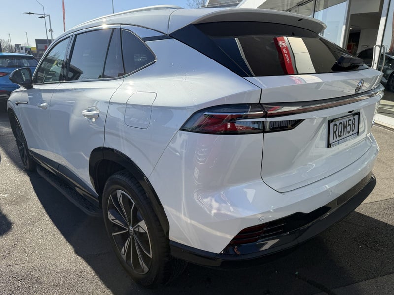 2026 MG HS PHEV Essence image 5