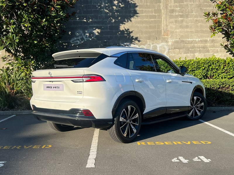 2026 MG HS PHEV Essence SUPER HYBRID image 3
