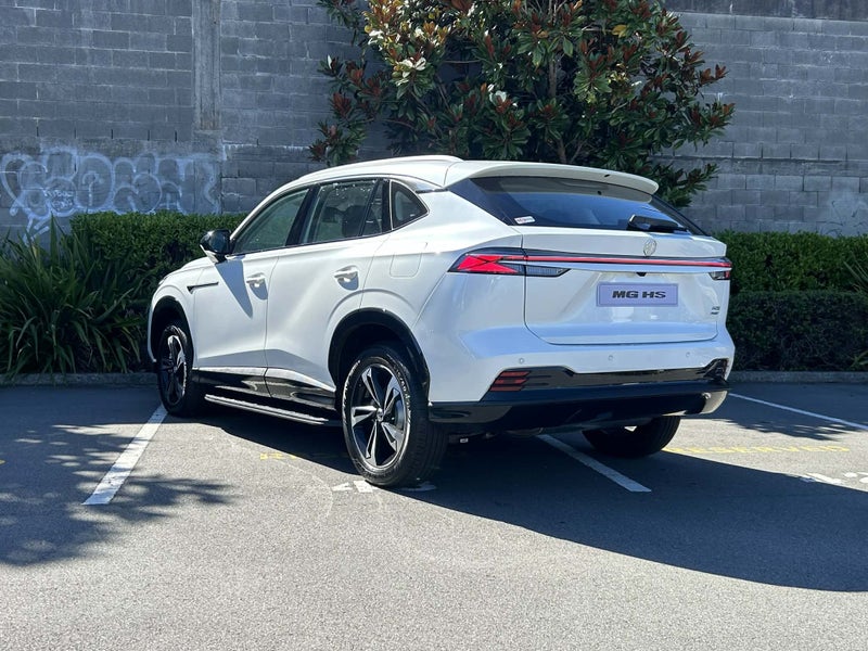 2026 MG HS PHEV Excite Super Hybrid image 4