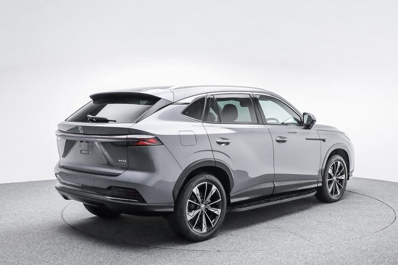 2026 MG HS Super Hybrid PHEV Essence image 4