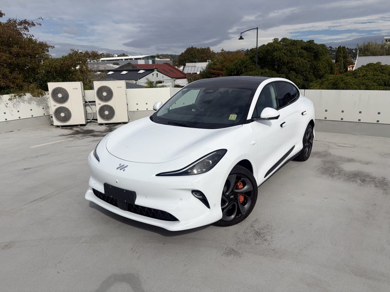 2026 MG IM6 100 RWD Platinum image 2