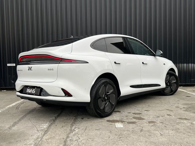 2026 MG IM6 Premium 75Kwh/Ev/At image 3