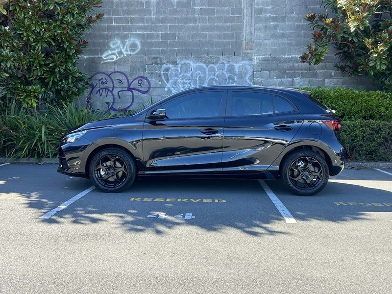 2026 MG MG3 Essence HEV -BLACK EDITION image 5