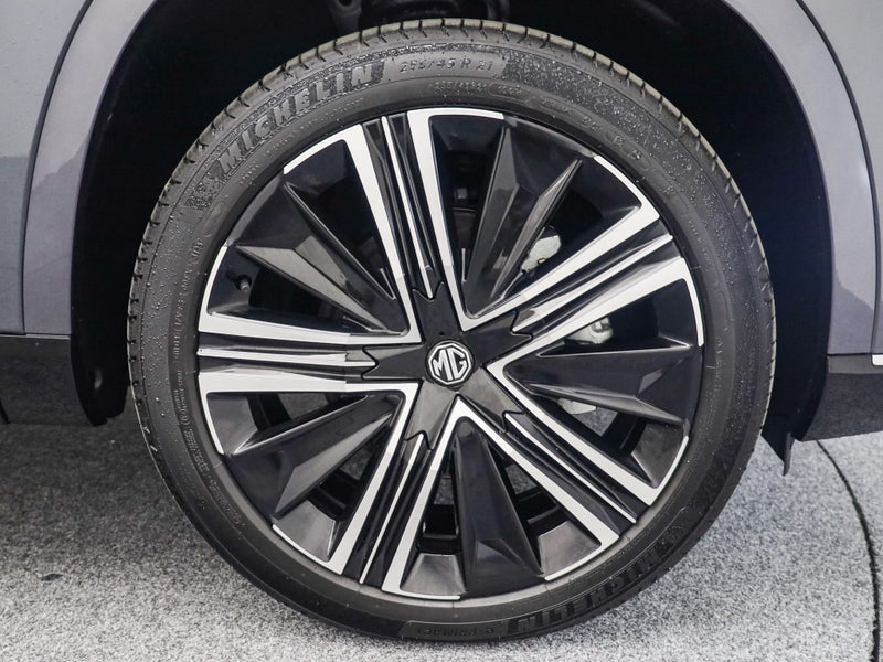 2026 MG QS 2.0T AT 4WD Essence image 2