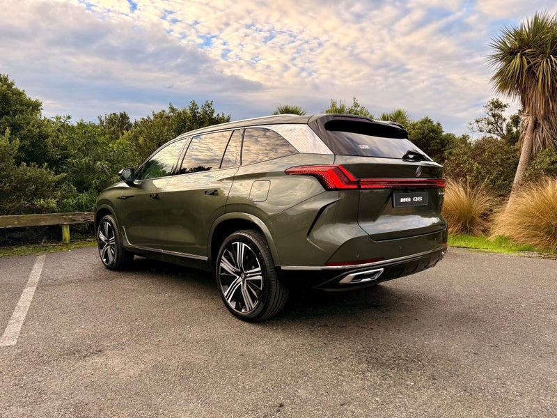 2026 MG QS Essence 2.0Pt/9At 7 Seater AWD image 5