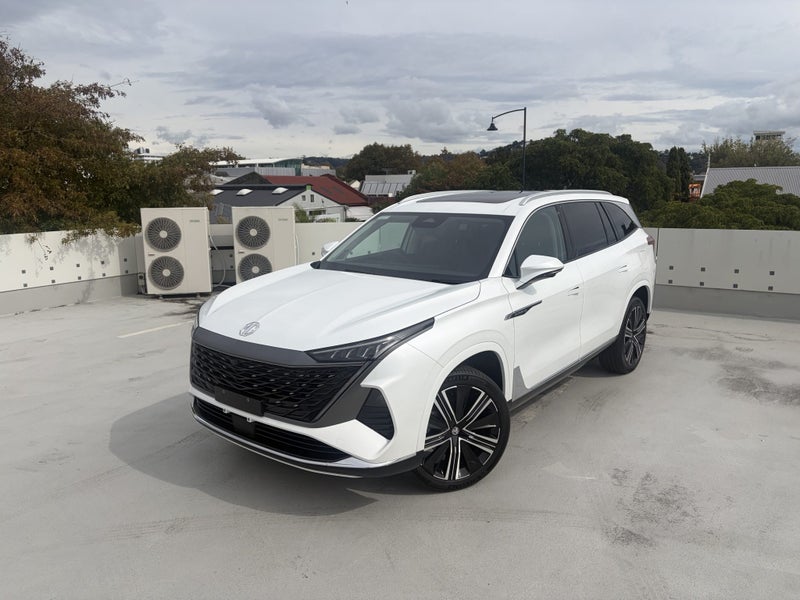 2026 MG QS Essence AWD Turbo 7 Seats image 2