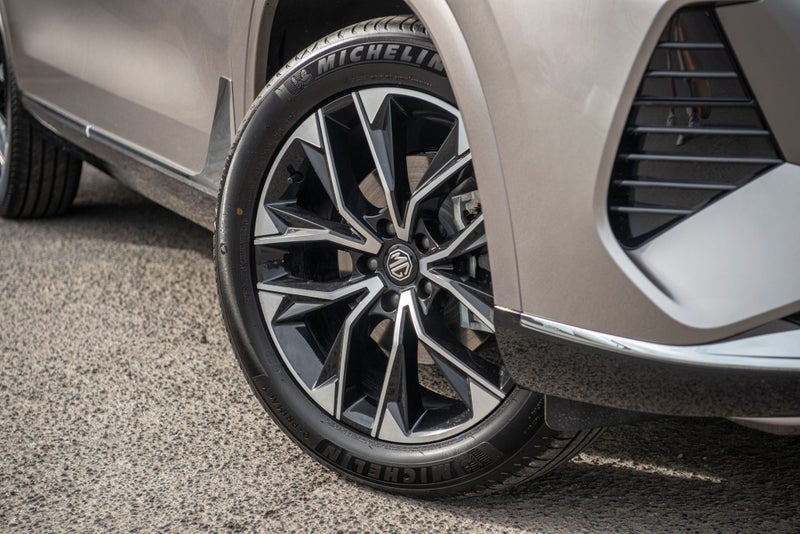2026 MG QS Excite 7 Seater 2WD image 5