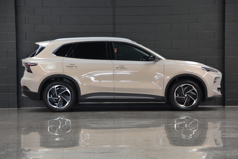 2026 MG S5 Essence 49kWh image 3