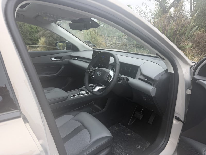 2026 MG S5 Essence 49Kwh/Ev/At image 5