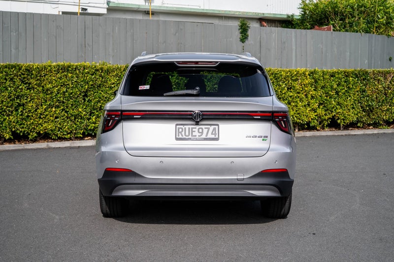2026 MG S5 Essence 62KW EV image 5