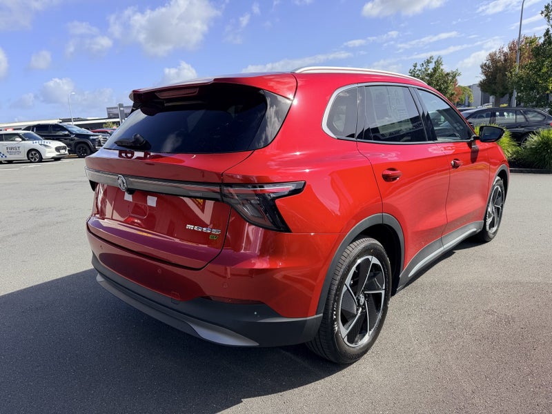 2026 MG S5 Essence EV image 5