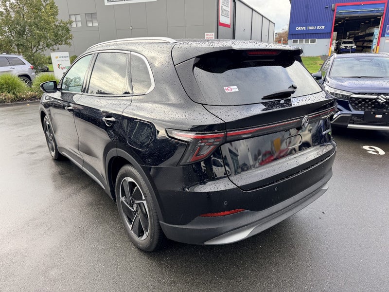 2026 MG S5 Essence EV 62kwk image 4