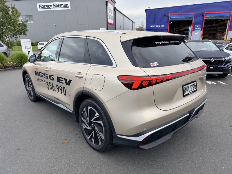 2026 MG S6 Essence EV image 4