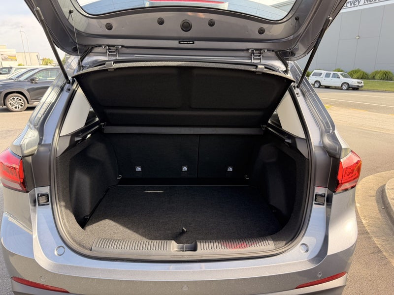 2026 MG ZS 1.5 Essence HEV image 4