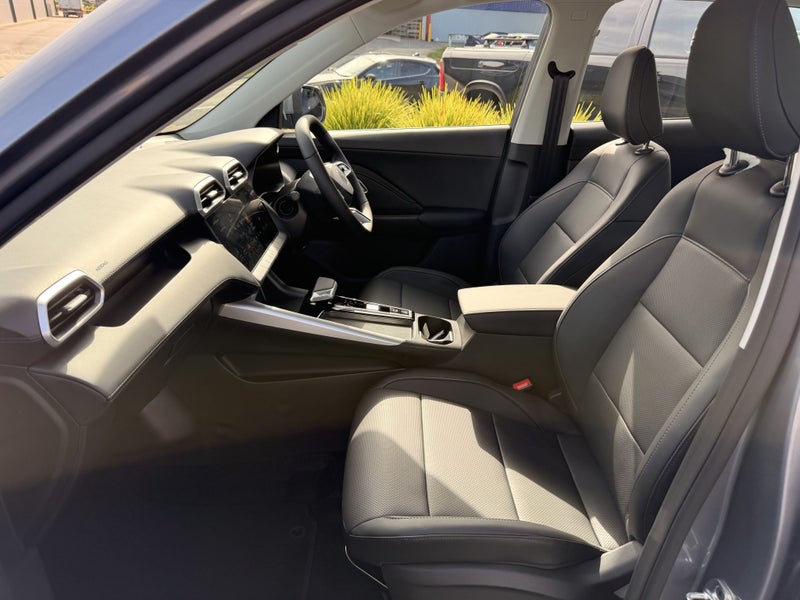 2026 MG ZS 1.5 Essence HEV image 5