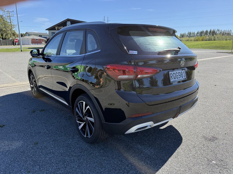 2026 MG ZS Essence 1.5PHT/3HD - image 4