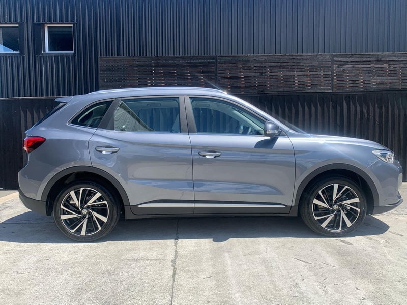 2026 MG ZS Essence Hybrid + image 2