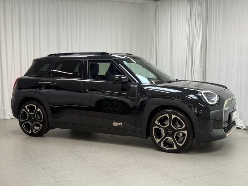 2026 MINI Aceman Aceman SE Favoured image 2