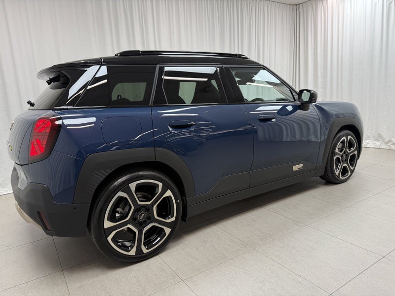2026 MINI Aceman Aceman SE Favoured image 3