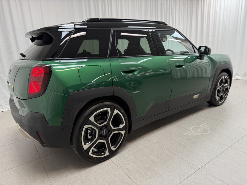 2026 MINI Aceman Aceman SE Favoured image 3