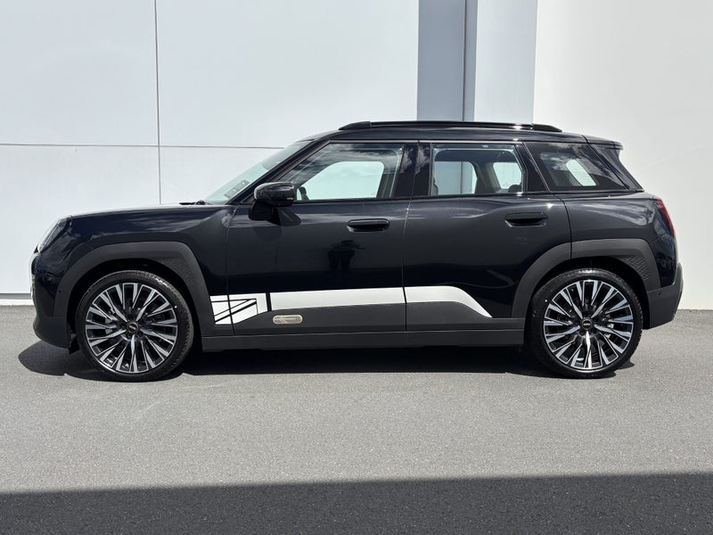 2026 MINI Aceman E Classic - Salt Edition! image 3