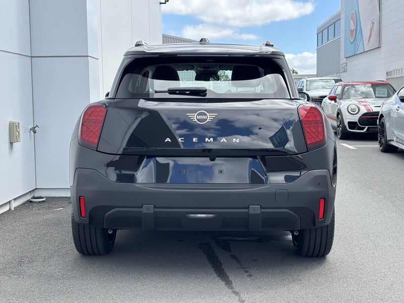 2026 MINI Aceman E Classic - Salt Edition! image 5