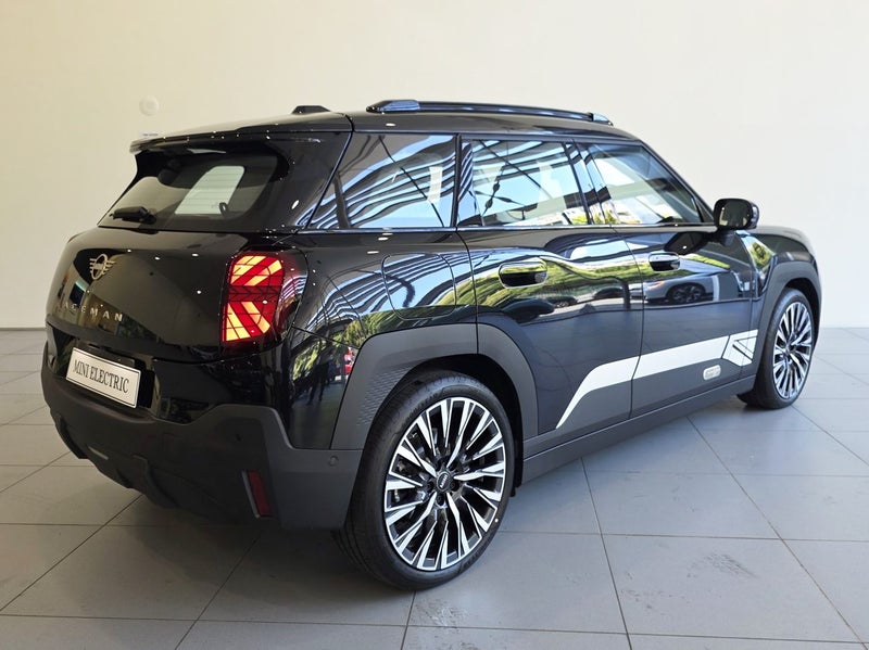 2026 MINI Aceman E Salt and Pepper Edition image 4