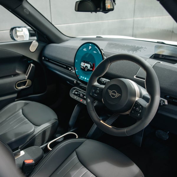 2026 MINI Aceman SE Favoured image 3
