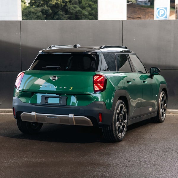 2026 MINI Aceman SE Favoured image 2