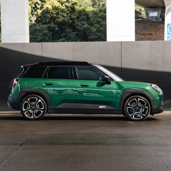2026 MINI Aceman SE Favoured image 4