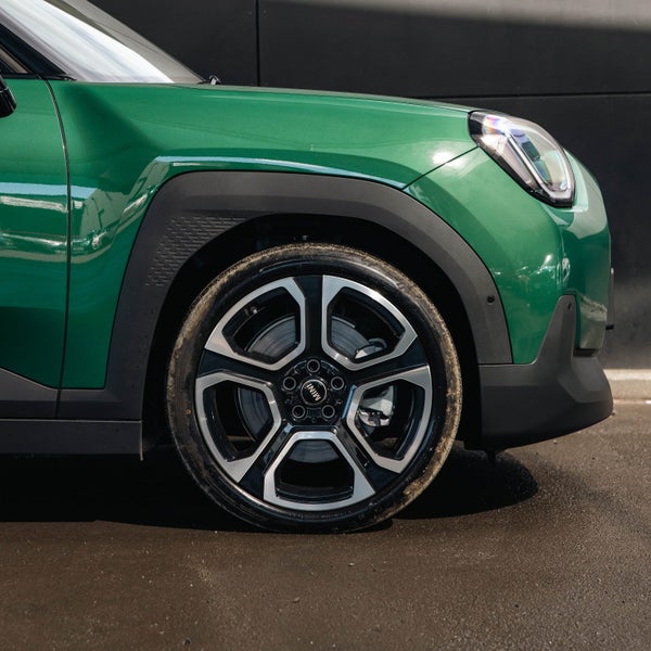 2026 MINI Aceman SE Favoured image 5