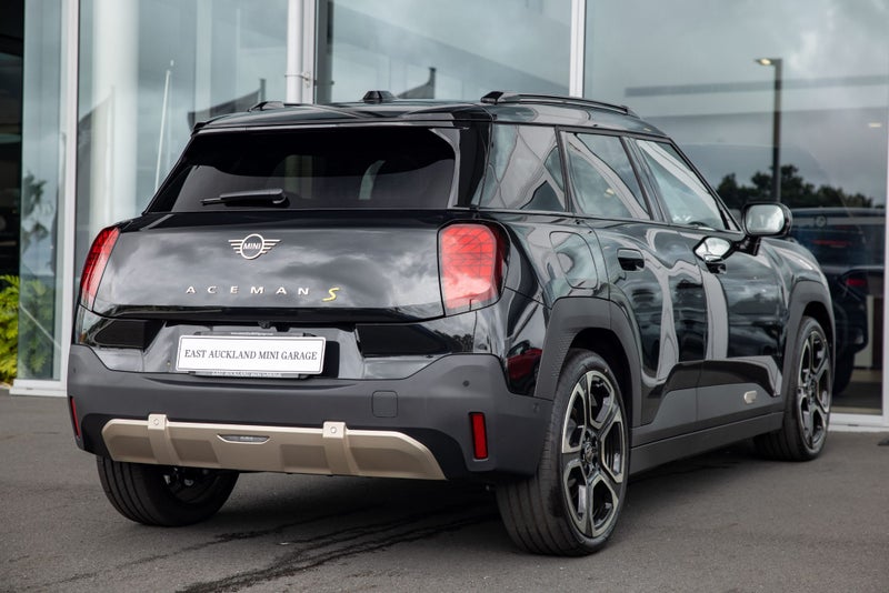 2026 MINI Aceman SE Full electric Favoured image 5