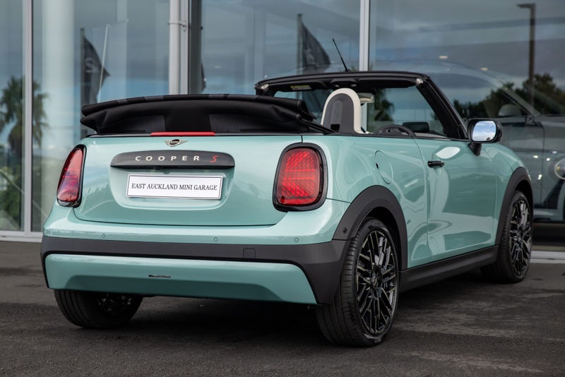 2026 MINI cabrio Cooper S Favoured image 5