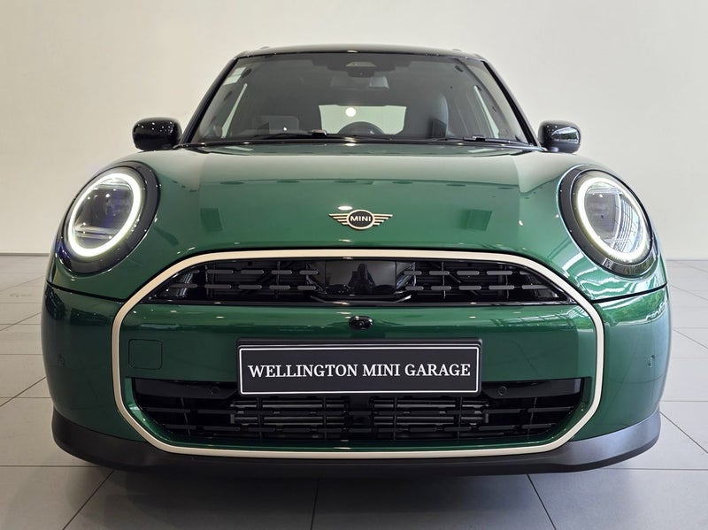 2026 MINI Cooper 5 Door C Favoured Spec image 2