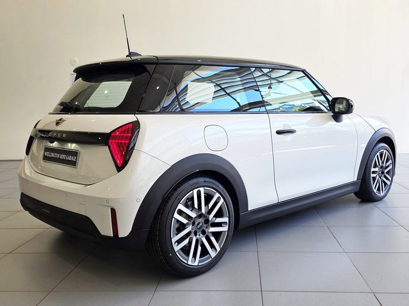 2026 MINI Cooper C Classic 3 Door image 4