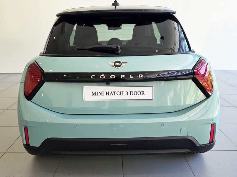 2026 MINI Cooper C Favoured Spec 3dr image 5