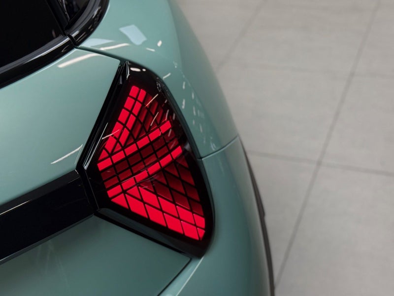 2026 MINI Cooper Cooper C 3Door Favoured image 4