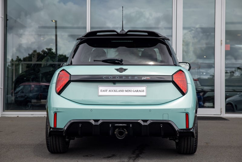 2026 MINI Cooper JCW 3 Door Favoured image 5