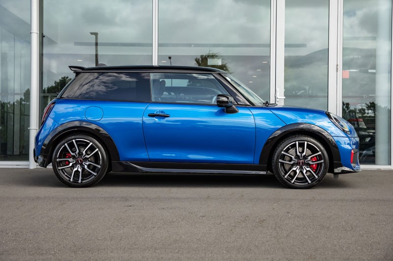 2026 MINI Cooper JCW 3 Door Favoured image 3