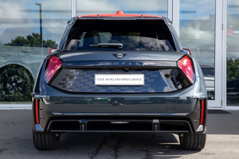 2026 MINI Cooper JCW E Full Electric image 4