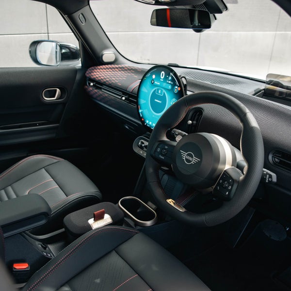 2026 MINI Cooper S 5 Door JCW Sport image 3